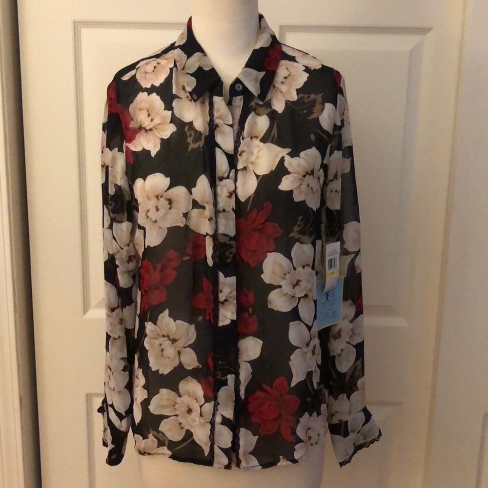 CeCe blouse NWT